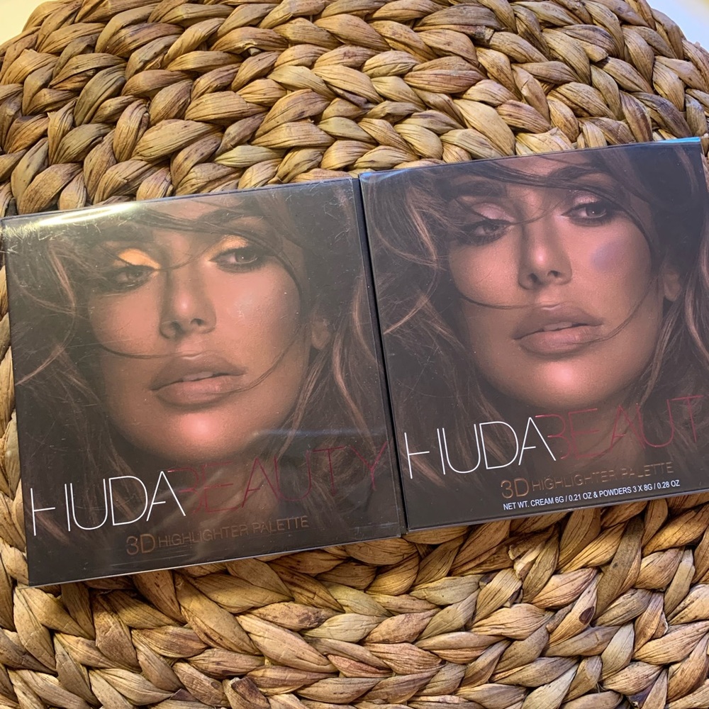 HUDA BEAUTY 3D Highlighter Palette